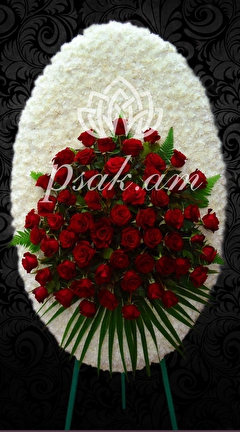 Wreath of Netherlend roses Wreath of Netherlend roses