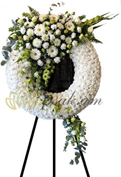 Elite Funeral wreath of white and green flowers Elite Funeral wreath of white and green flowers